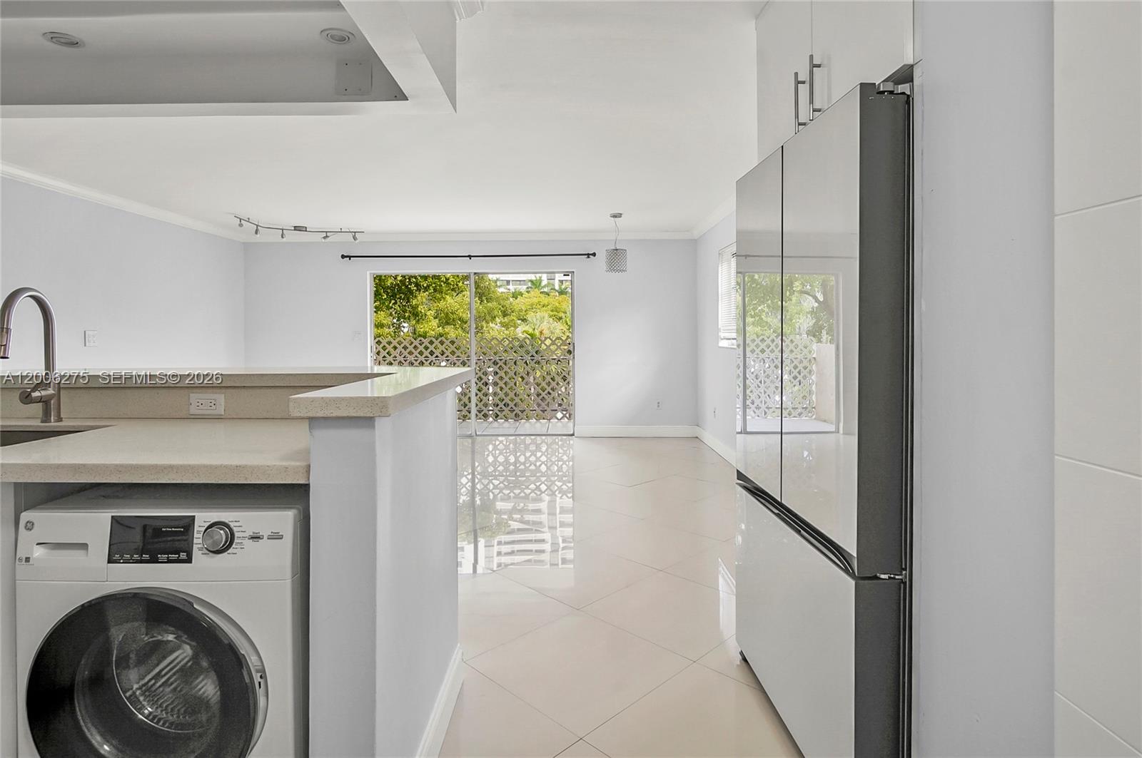 RIVIERA ISLES CONDO - Residential