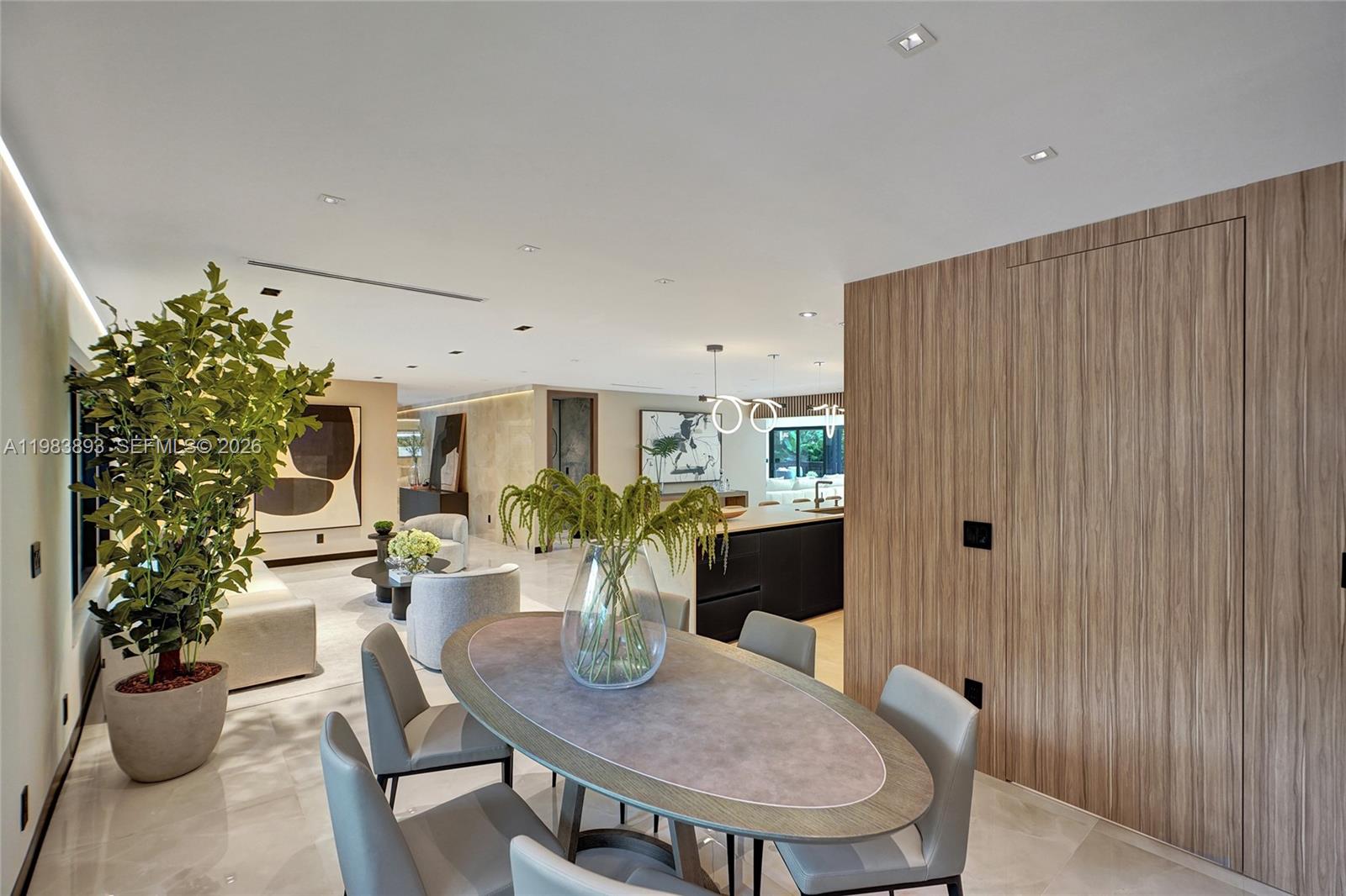 HIGHLAND OAKS - Residential