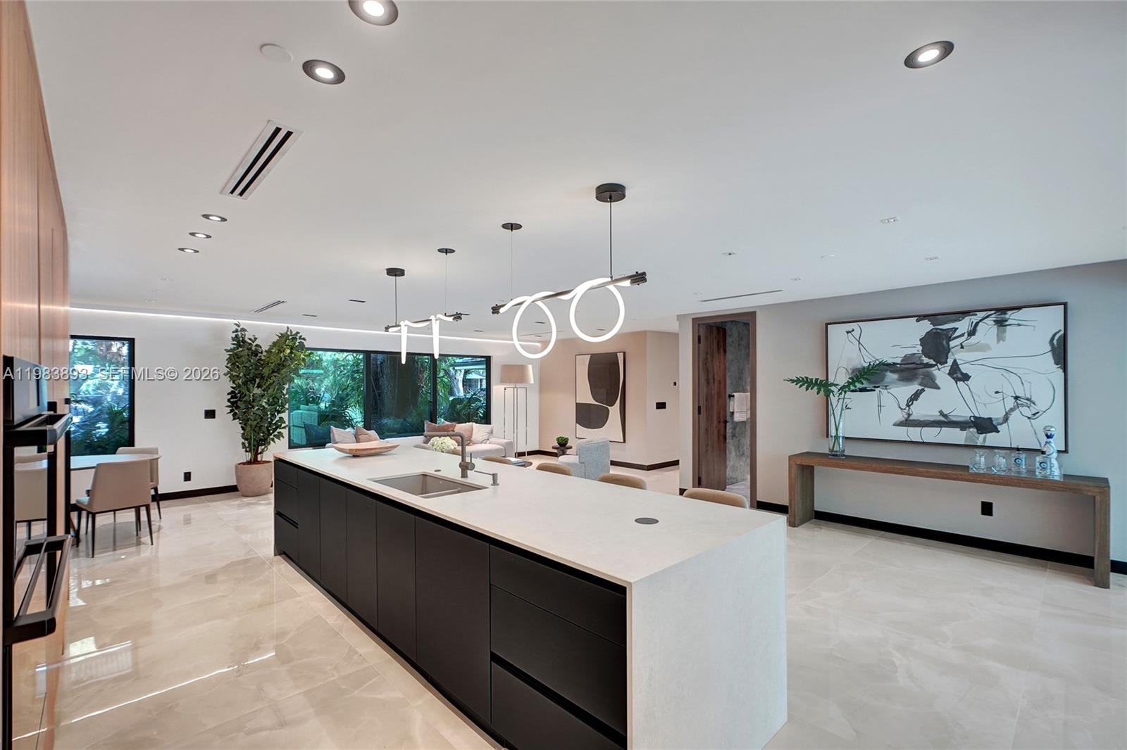 HIGHLAND OAKS - Residential