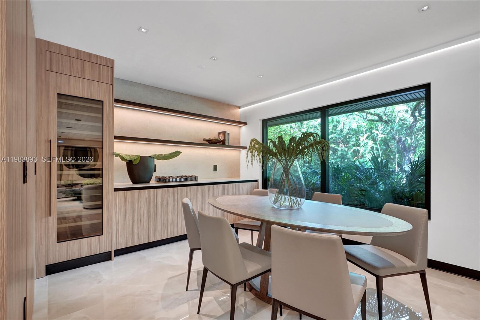 HIGHLAND OAKS - Residential