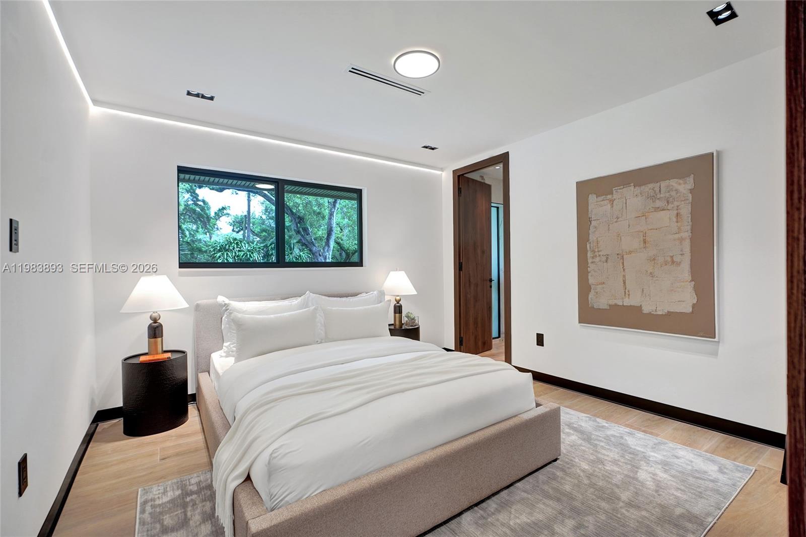 HIGHLAND OAKS - Residential