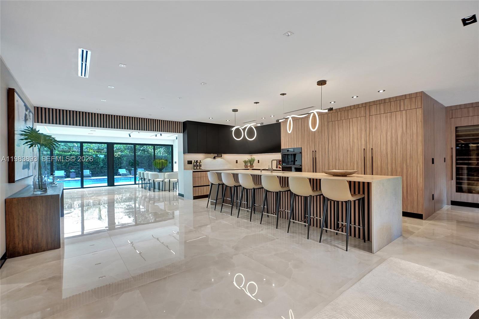 HIGHLAND OAKS - Residential