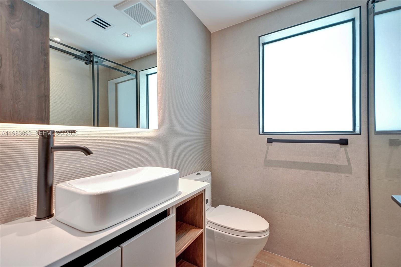 HIGHLAND OAKS - Residential