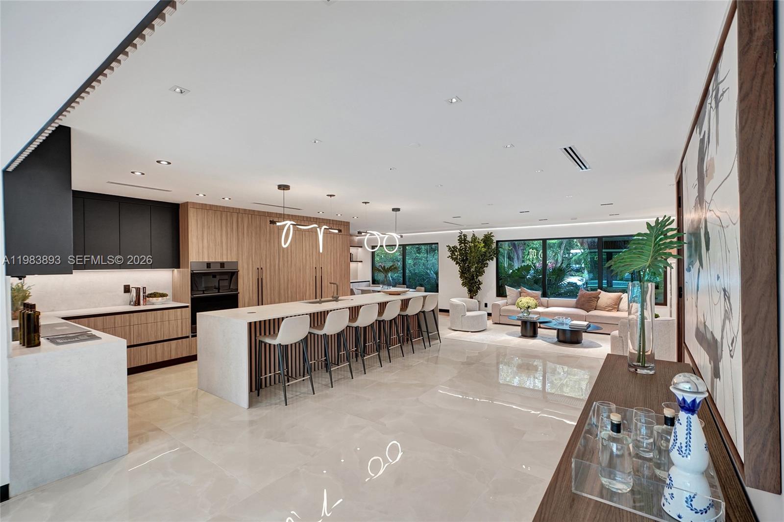 HIGHLAND OAKS - Residential