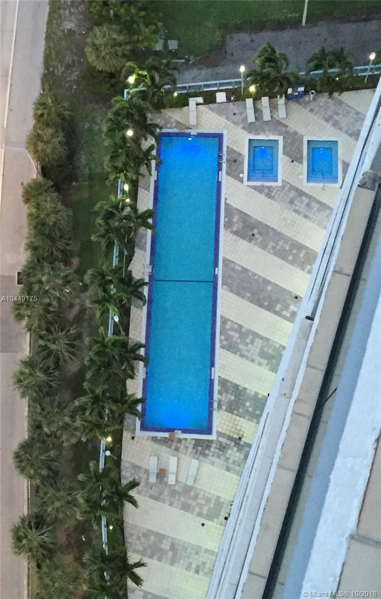 BLUE CONDO - Residential