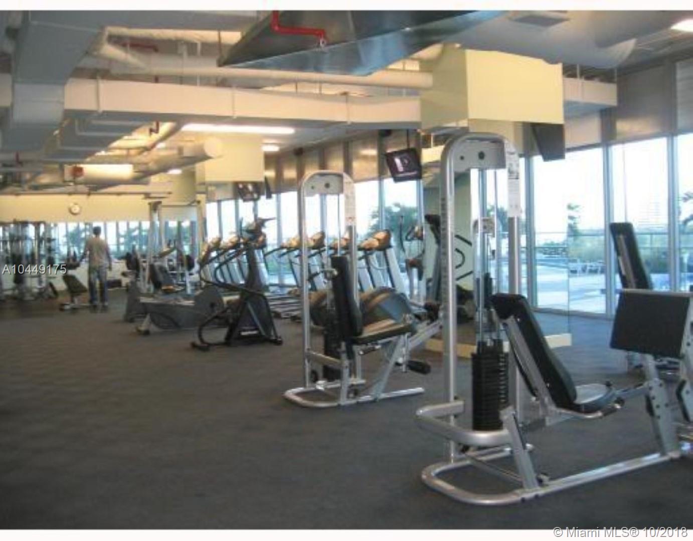 BLUE CONDO - Residential