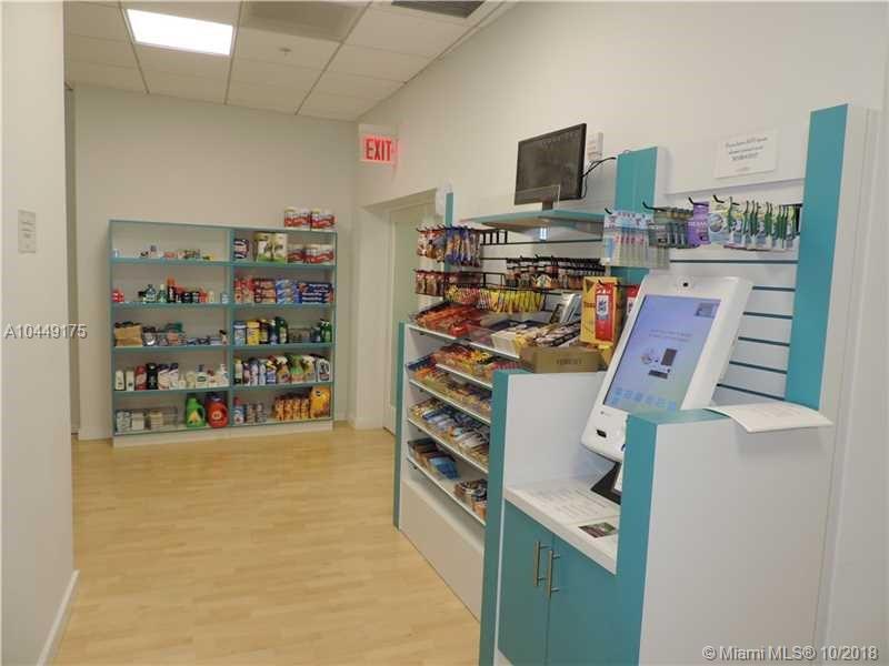 BLUE CONDO - Residential