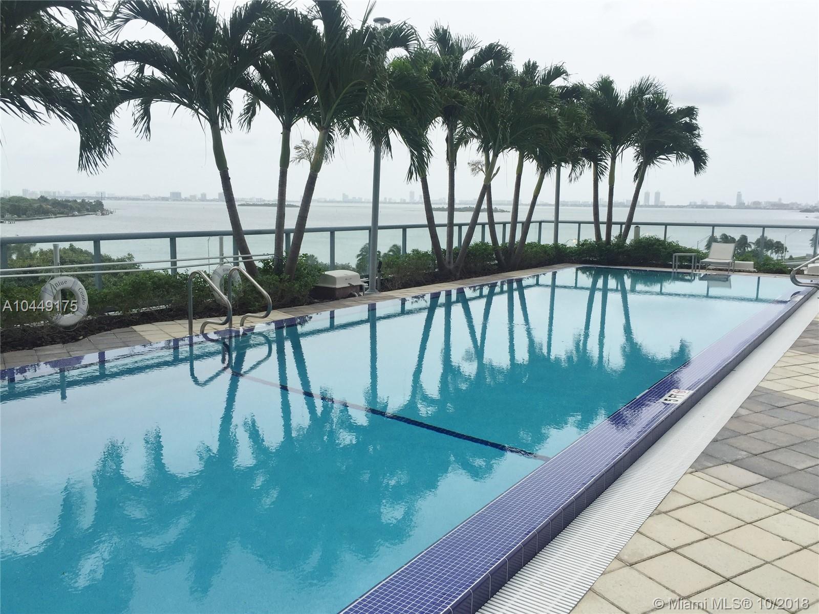 BLUE CONDO - Residential