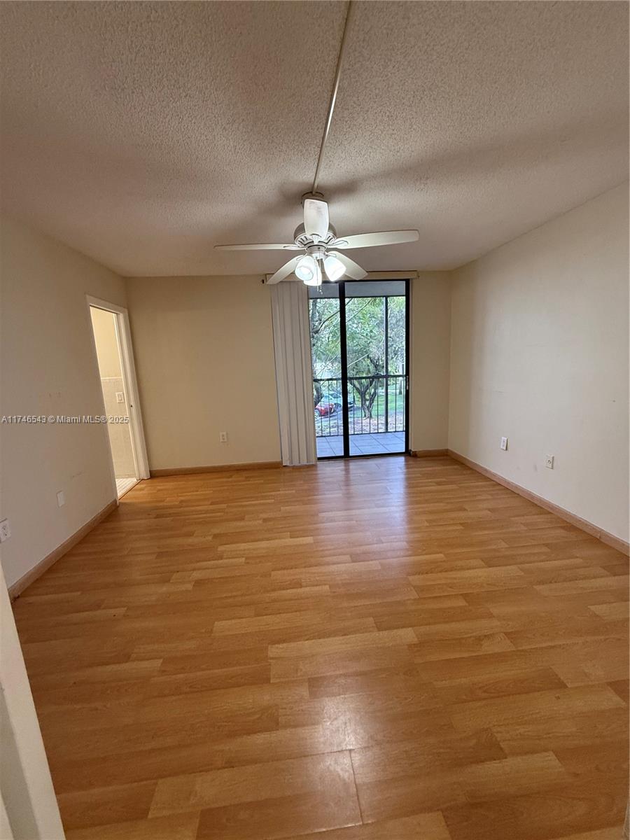 THE HORIZONS CONDO #5 - Residential