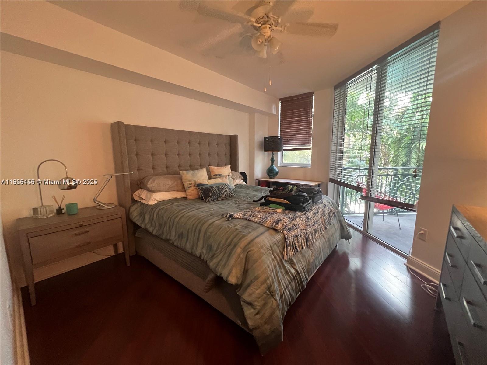 VERANDA CONDOMINIUM - Residential