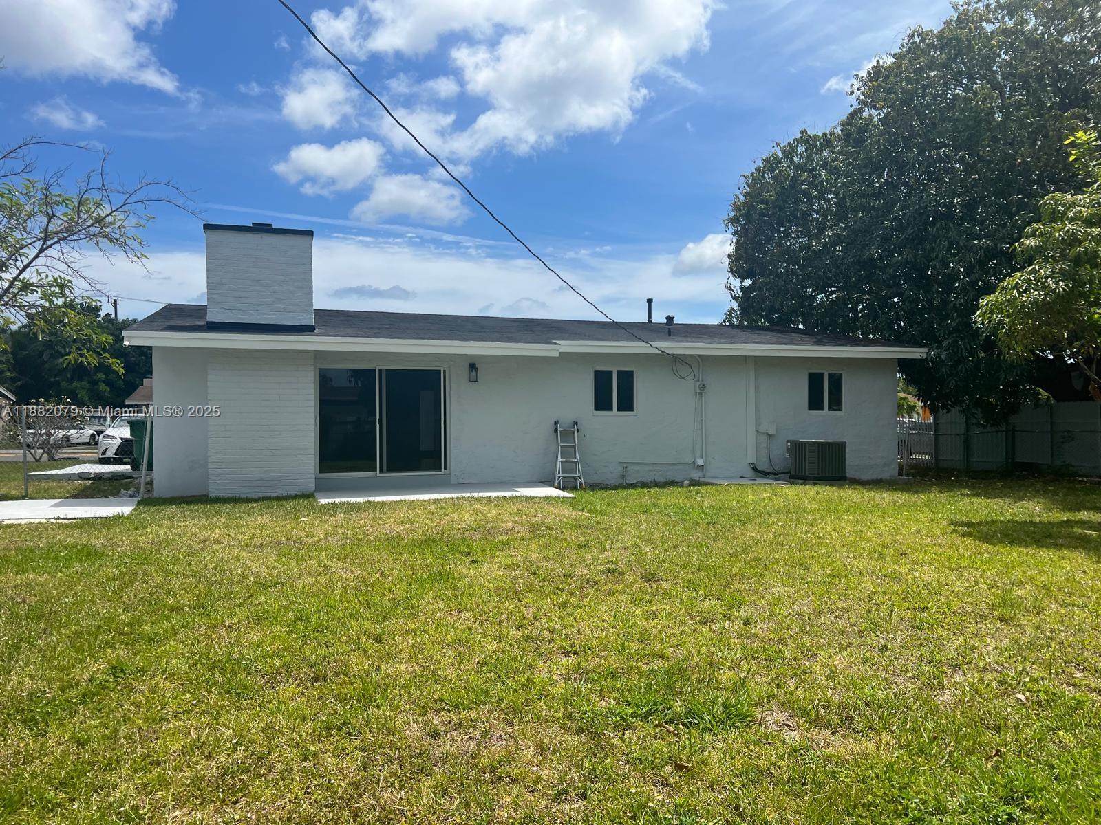 SIERRA MIRADA - Residential