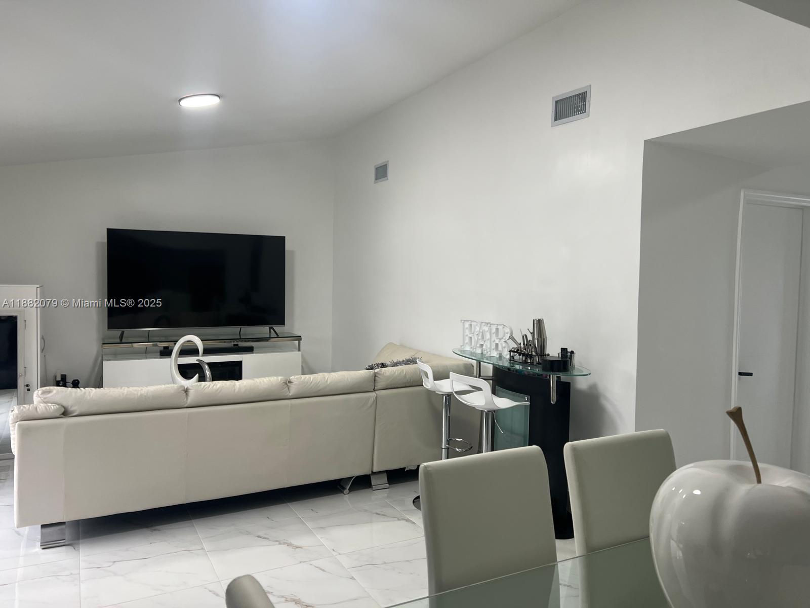 SIERRA MIRADA - Residential