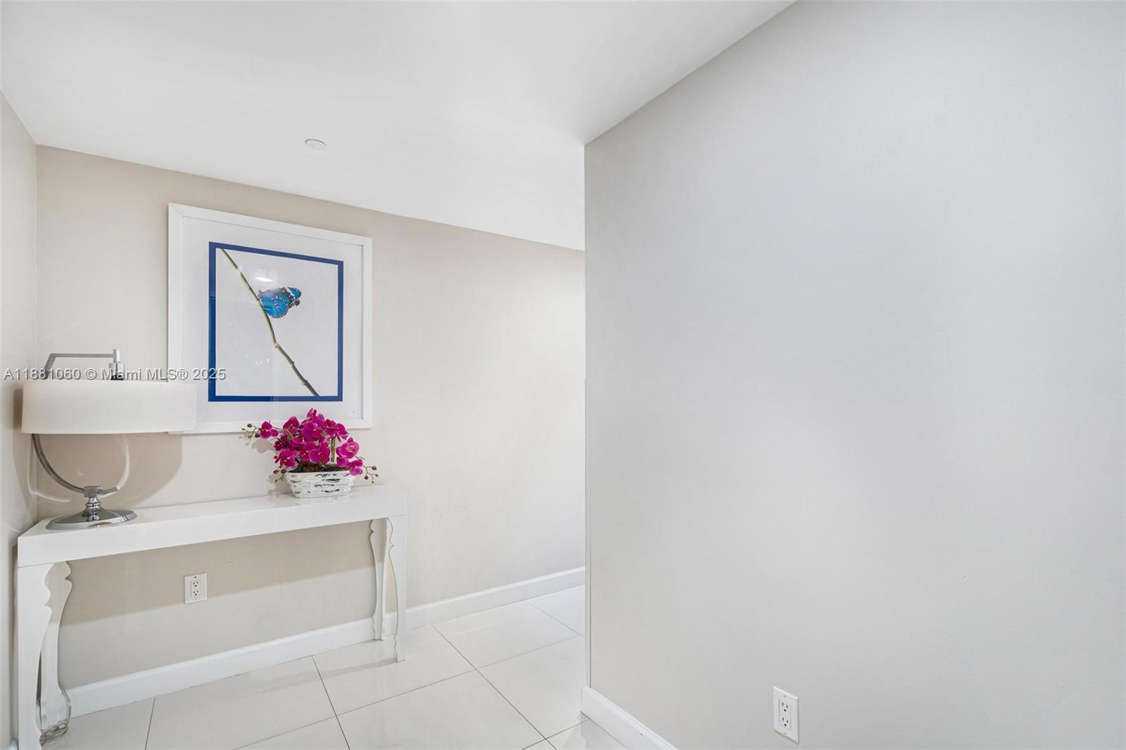 ICON BRICKELL CONDO NO 3 - Residential