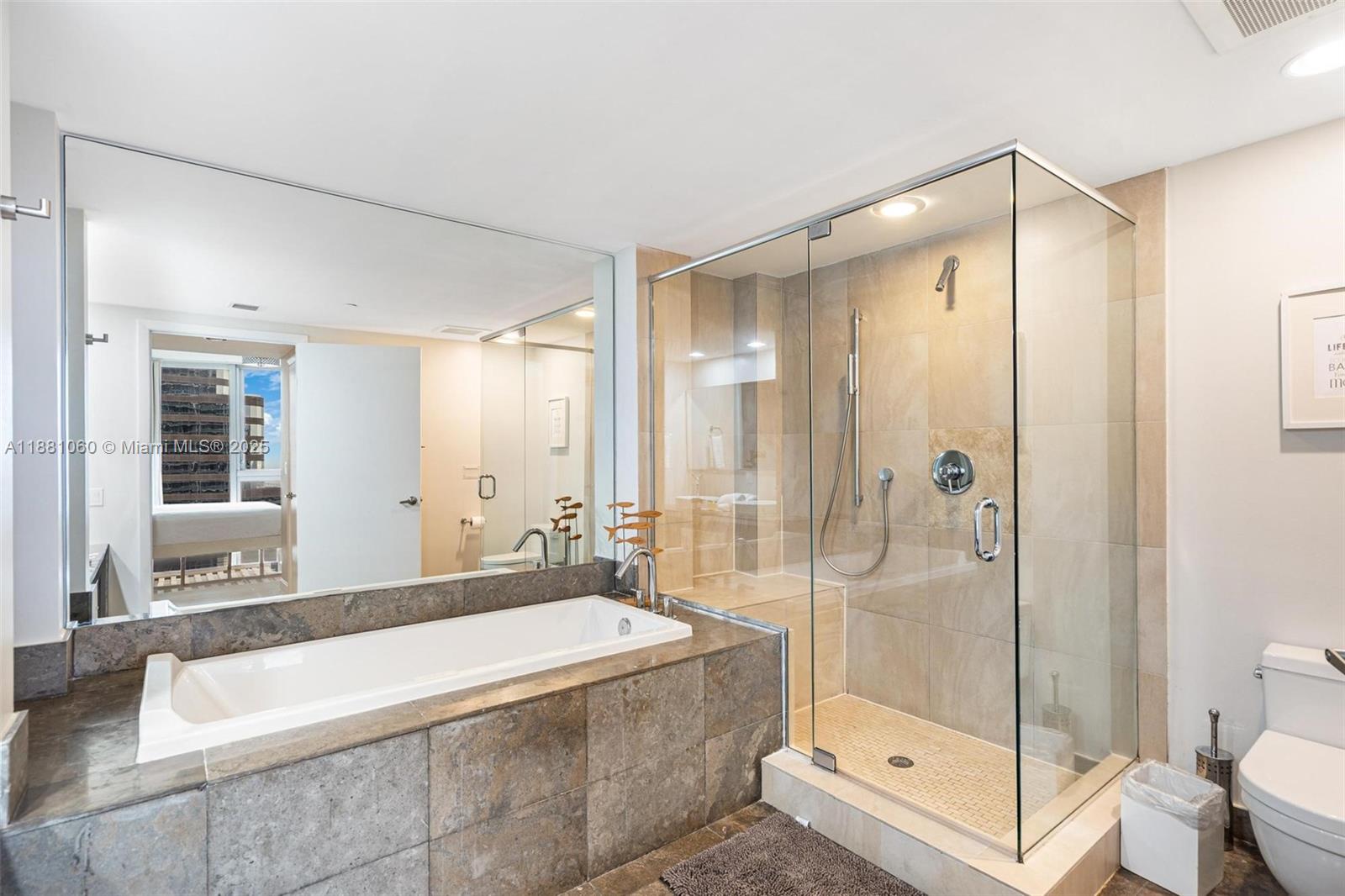 ICON BRICKELL CONDO NO 3 - Residential