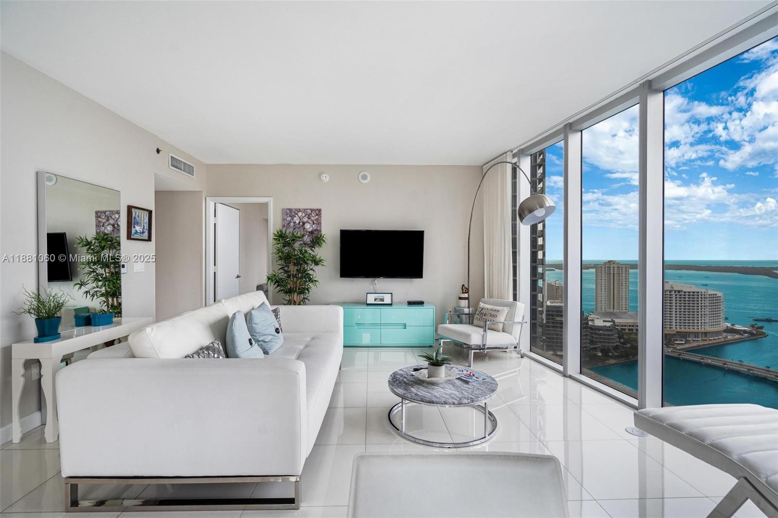 ICON BRICKELL CONDO NO 3 - Residential