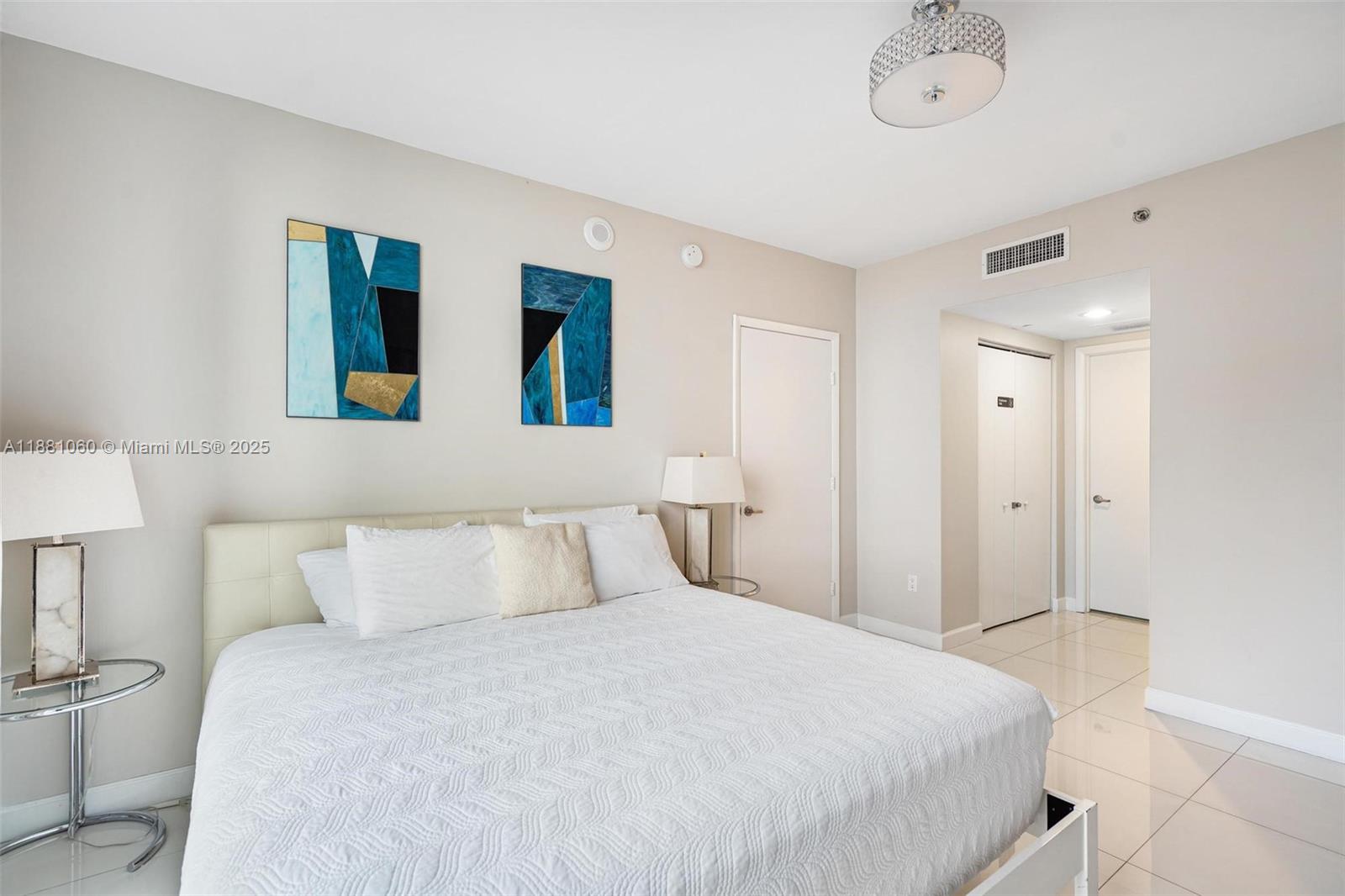 ICON BRICKELL CONDO NO 3 - Residential