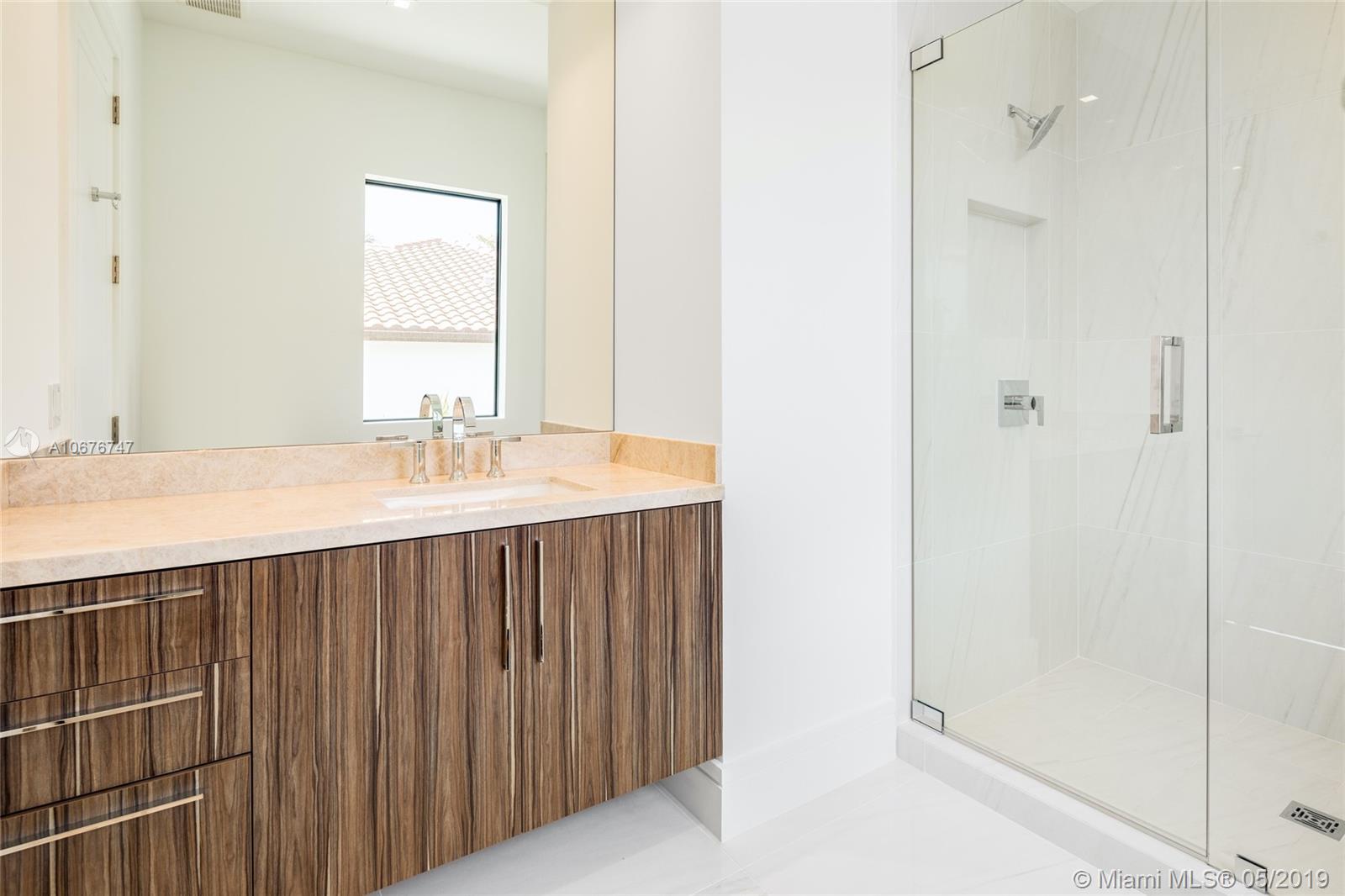 STILWELL ISLES - Residential