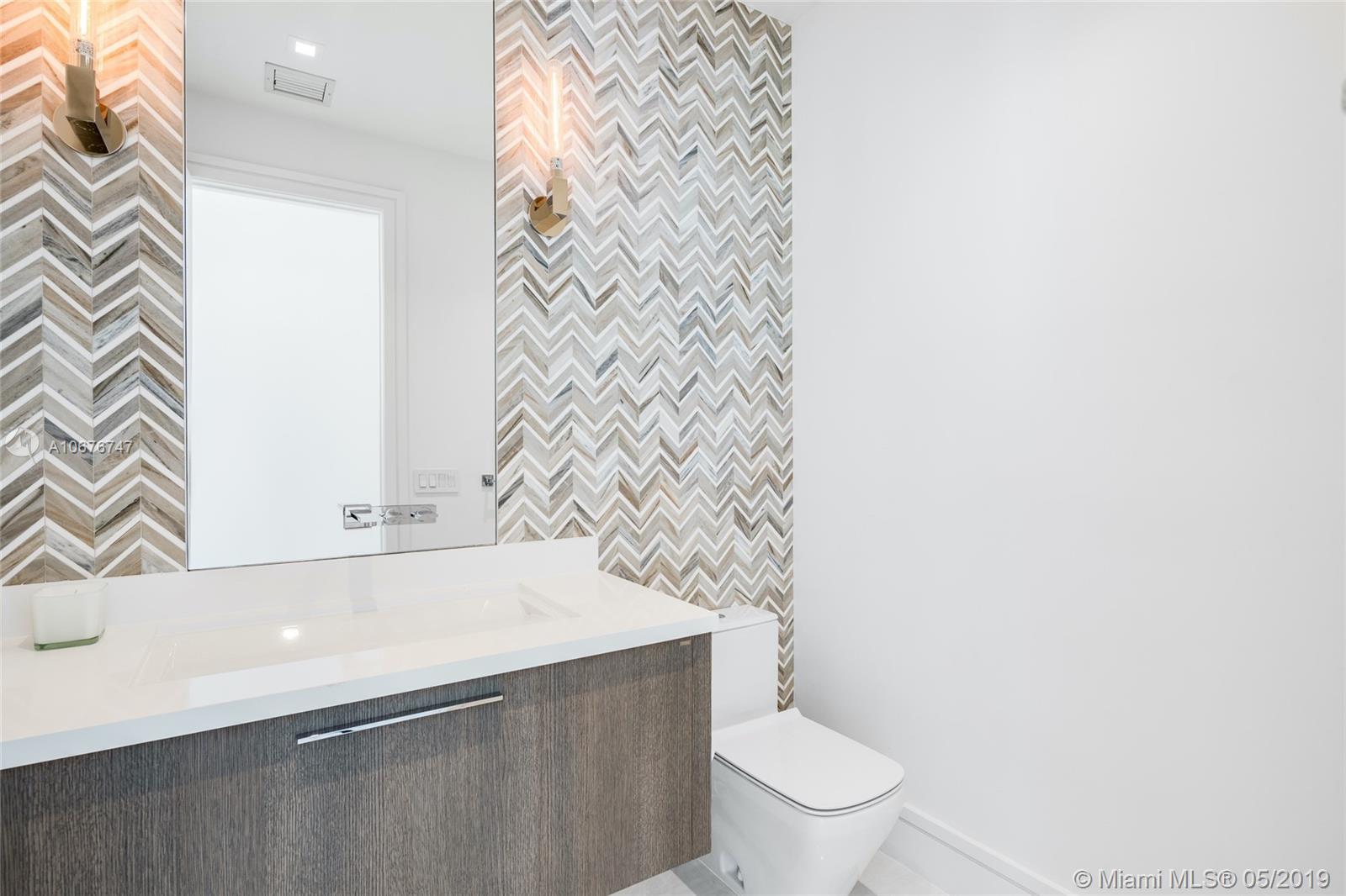 STILWELL ISLES - Residential