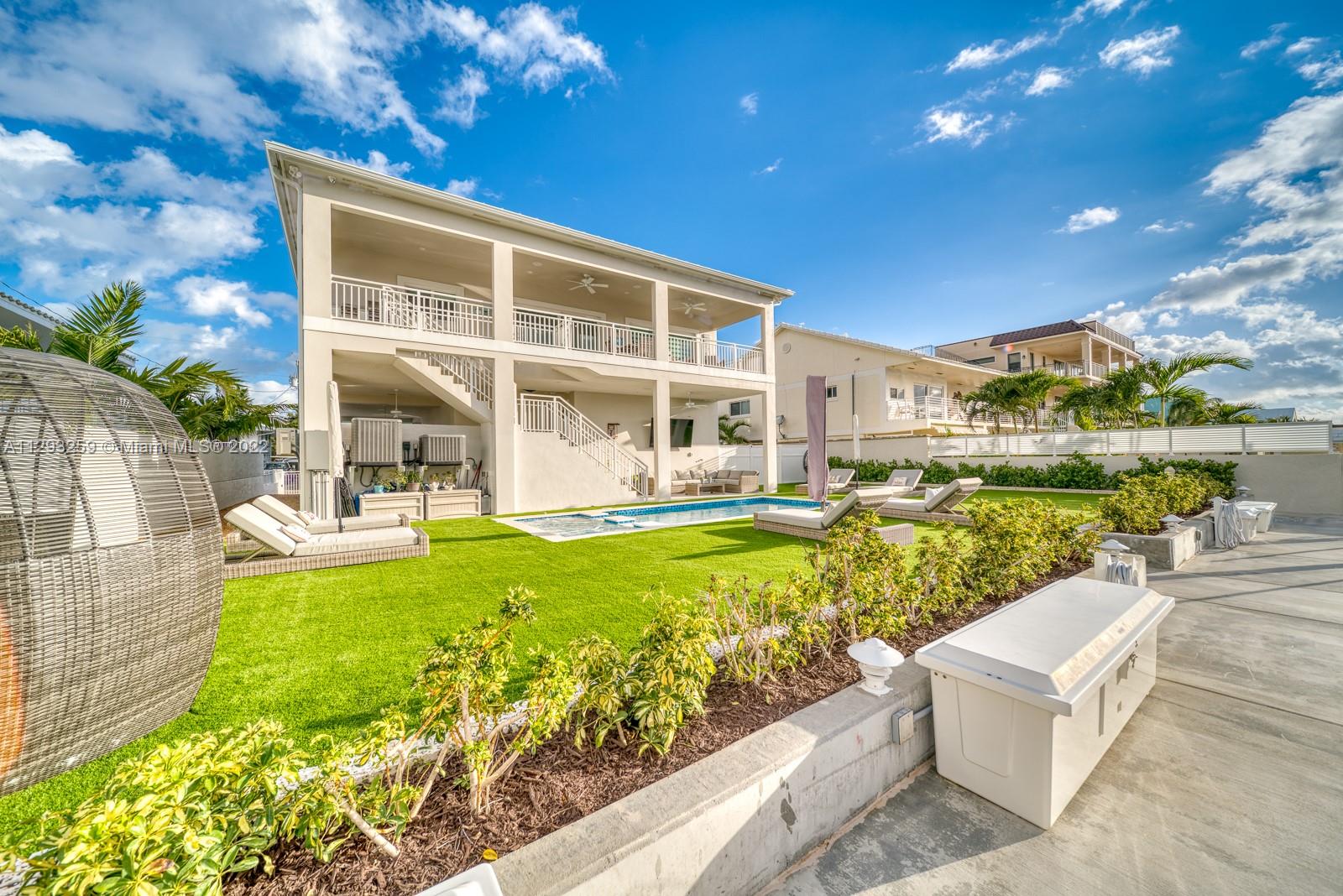 KEY LARGO OCEAN SHORES AD - Residential