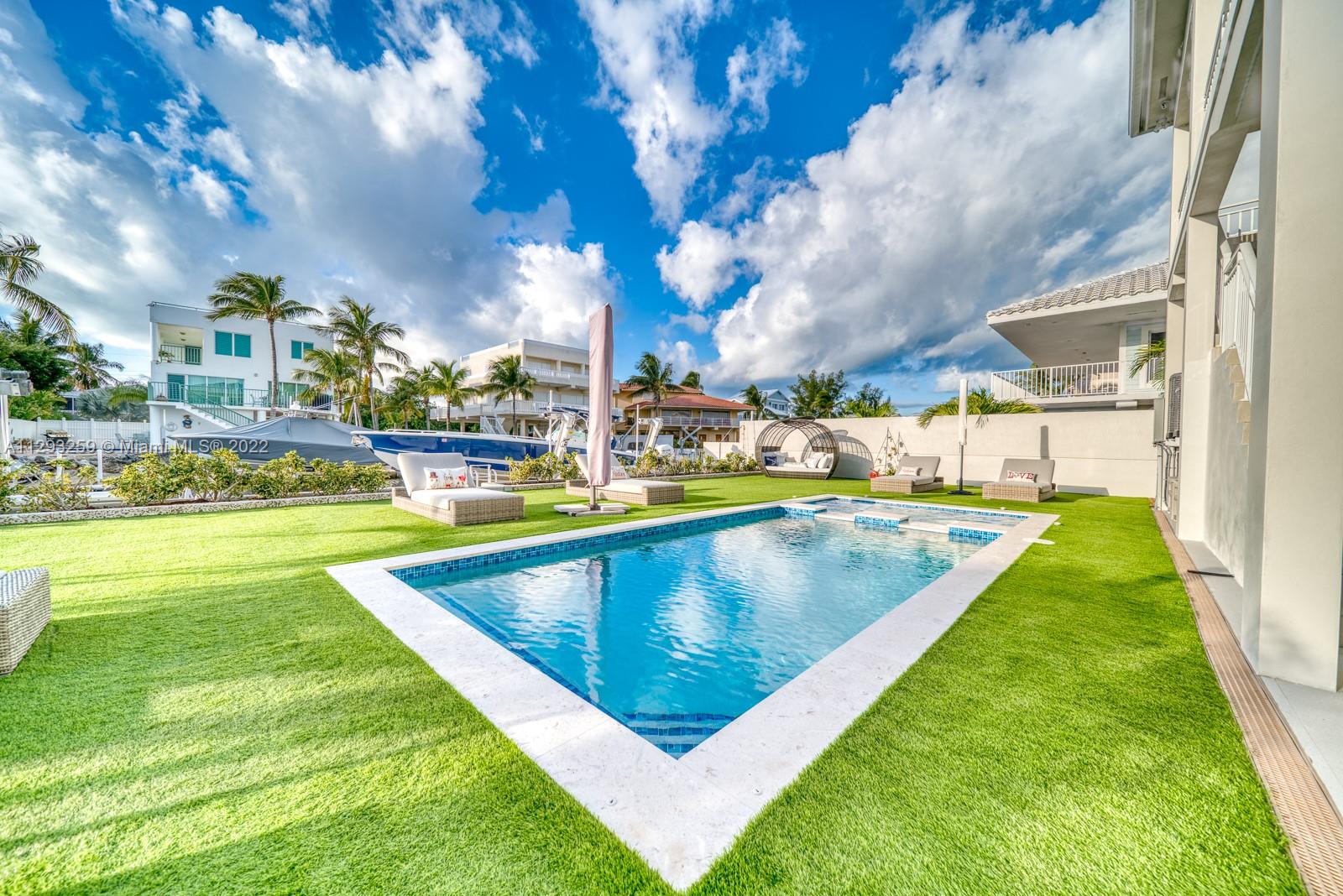 KEY LARGO OCEAN SHORES AD - Residential