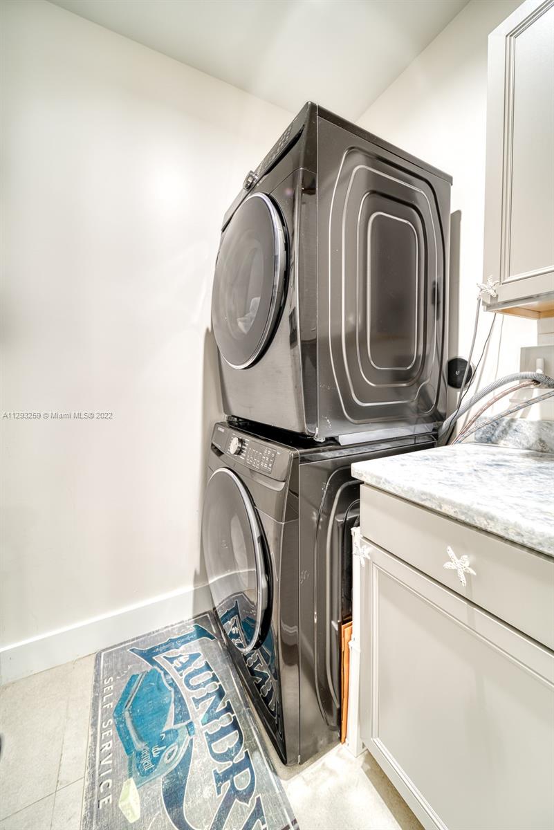 KEY LARGO OCEAN SHORES AD - Residential