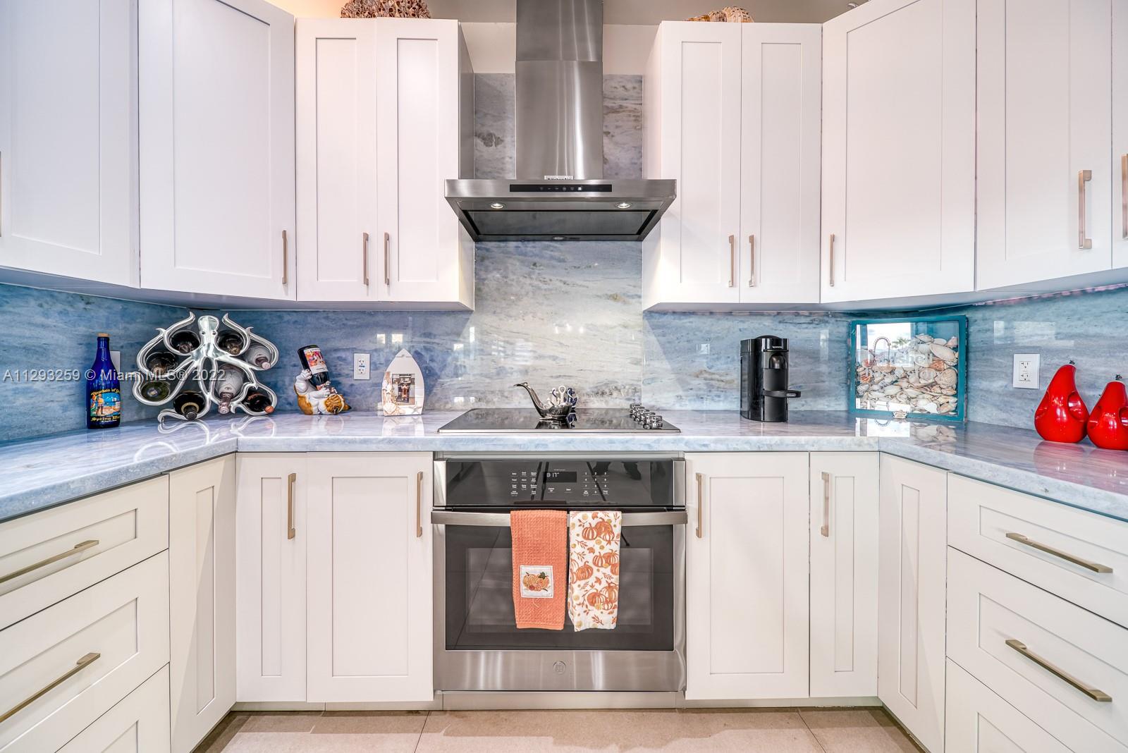 KEY LARGO OCEAN SHORES AD - Residential