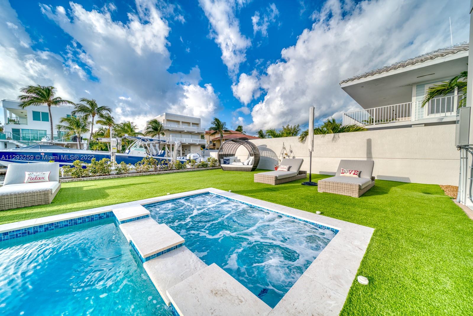 KEY LARGO OCEAN SHORES AD - Residential