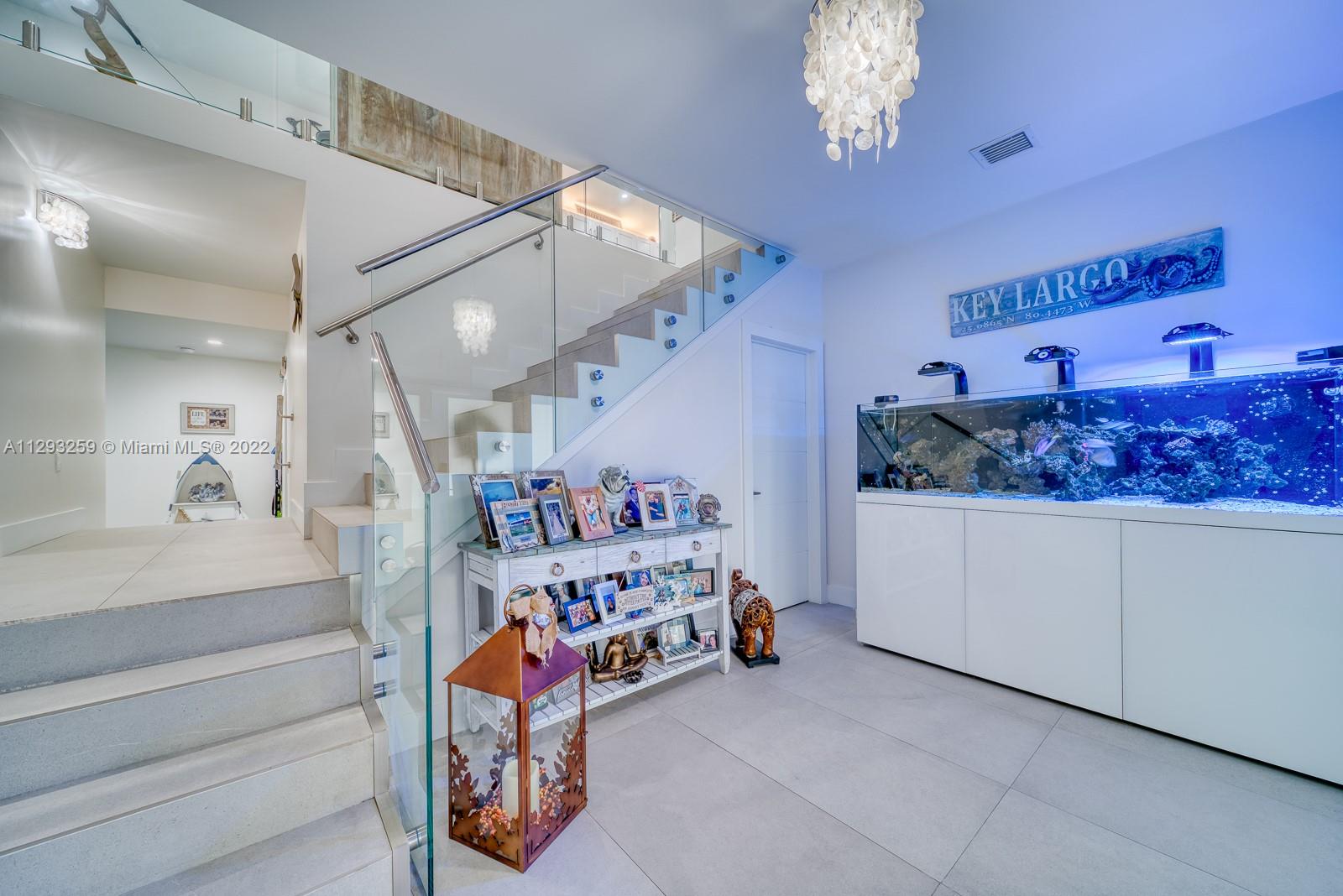 KEY LARGO OCEAN SHORES AD - Residential