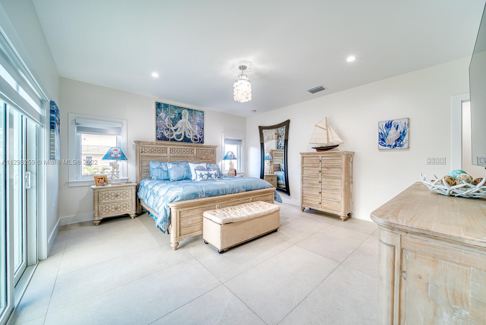 KEY LARGO OCEAN SHORES AD - Residential