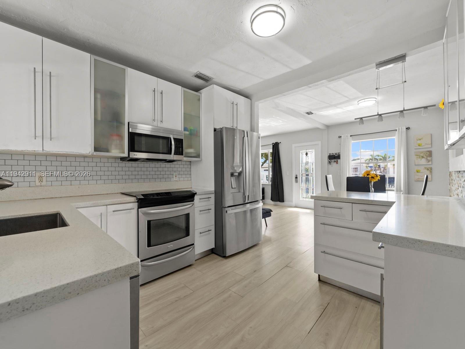 PALM SPRINGS 2ND ADDN - Residential