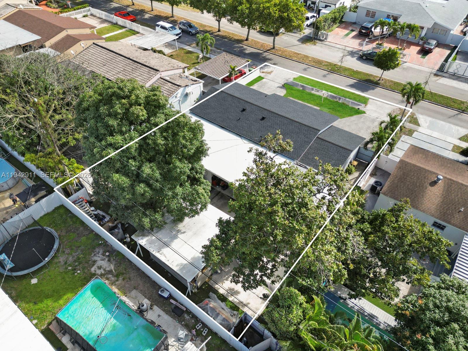 PALM SPRINGS 2ND ADDN - Residential