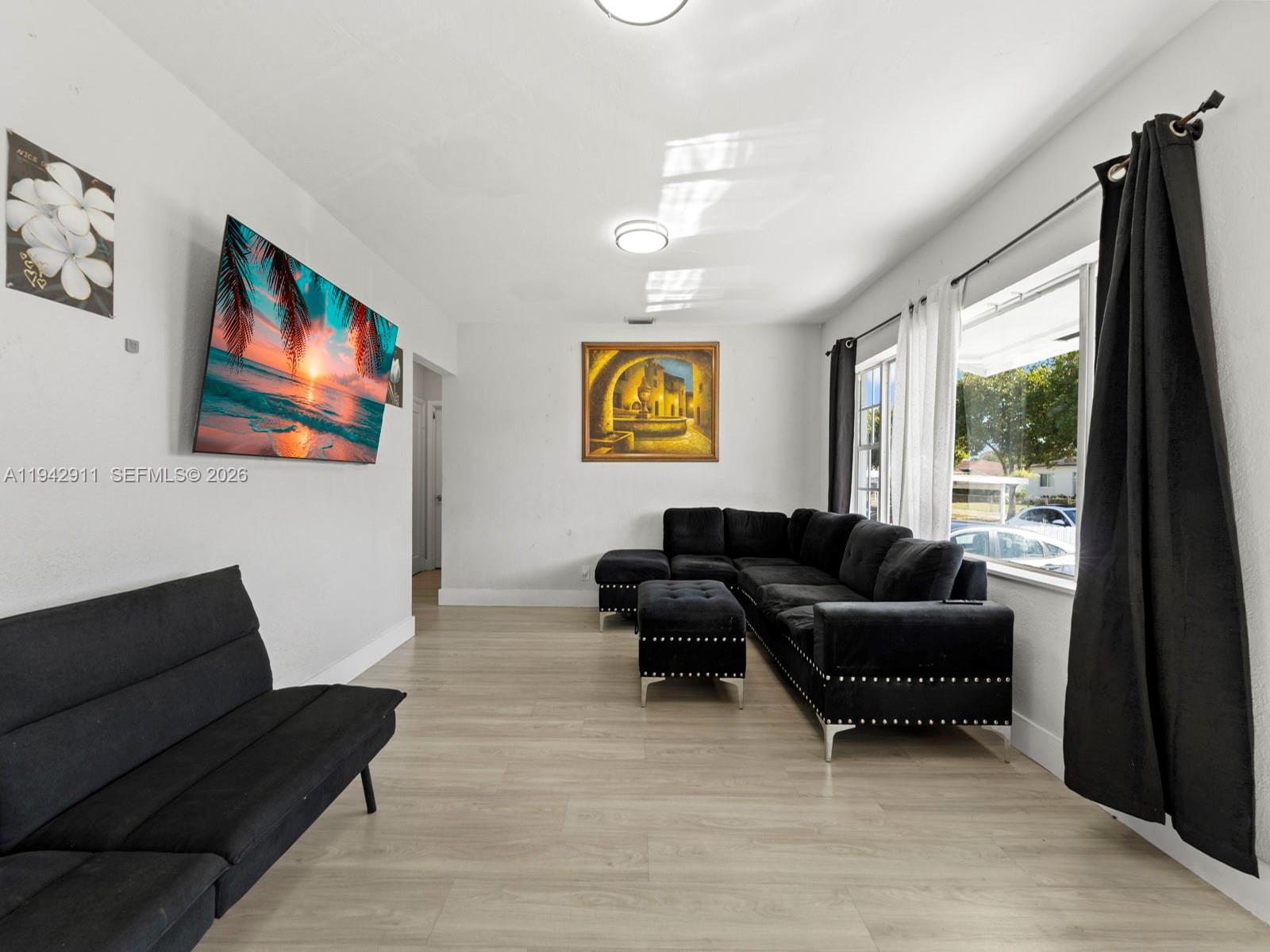 PALM SPRINGS 2ND ADDN - Residential