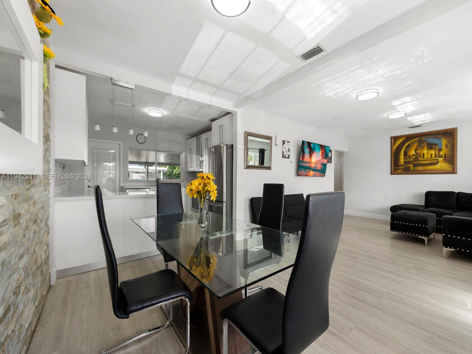 PALM SPRINGS 2ND ADDN - Residential