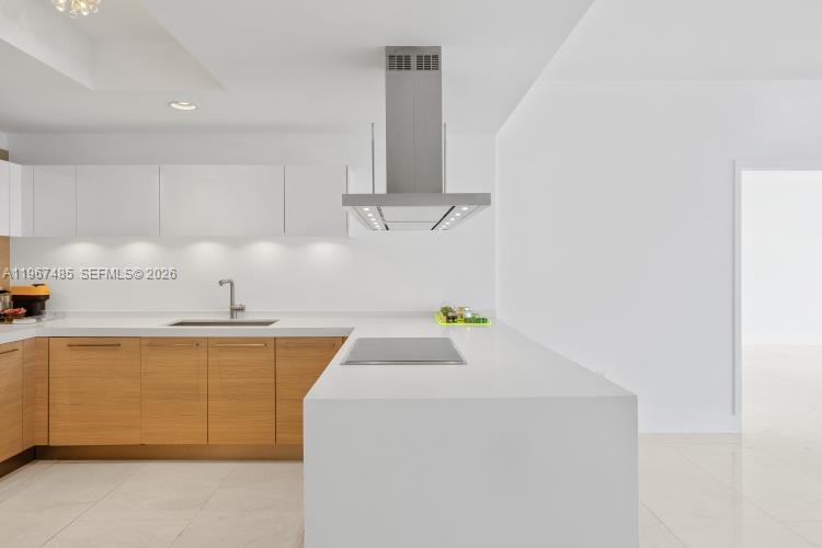 MARINA PALMS RESIDENCES N - Residential