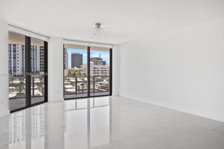 MARINA PALMS RESIDENCES N - Residential