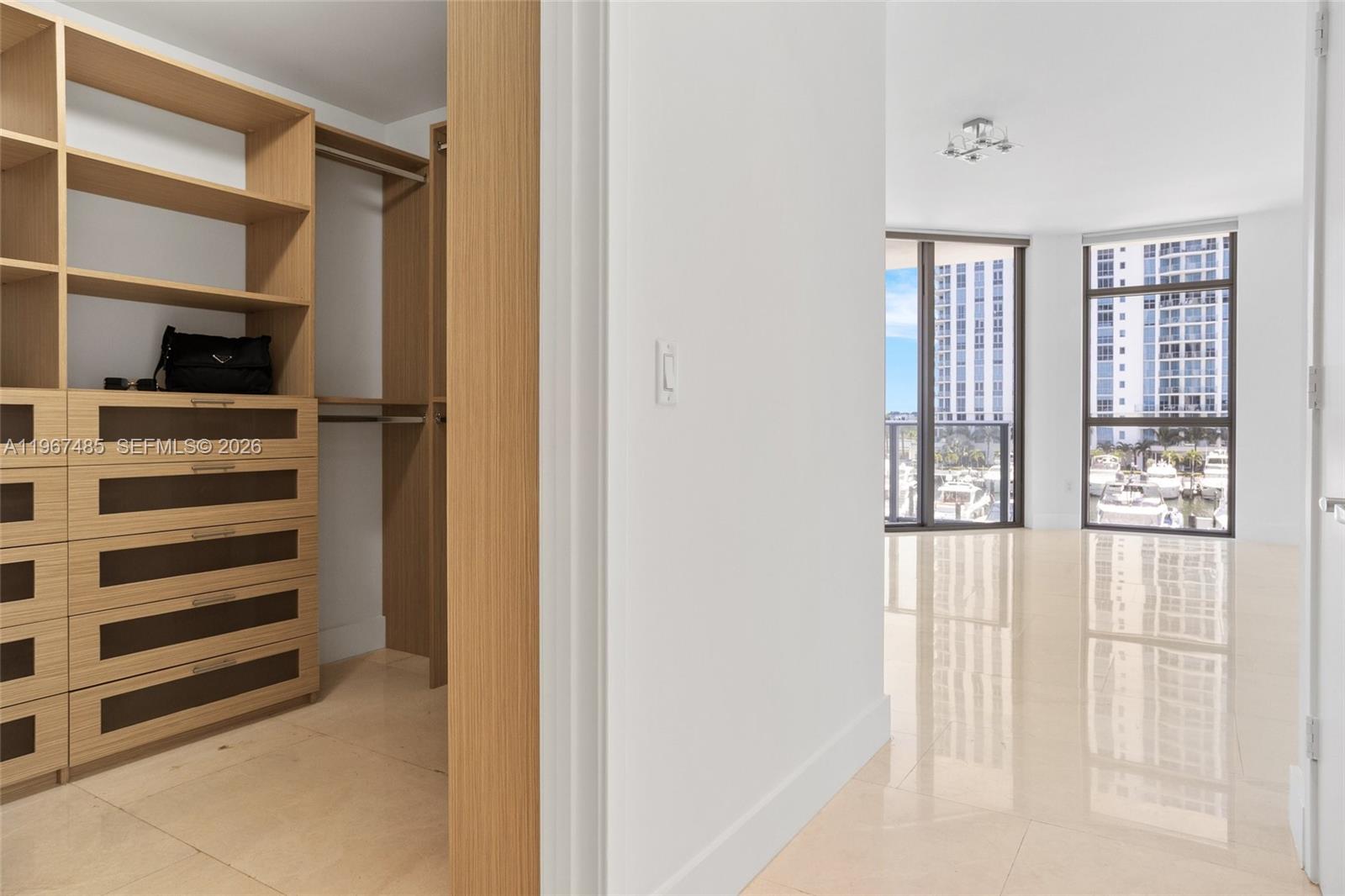 MARINA PALMS RESIDENCES N - Residential