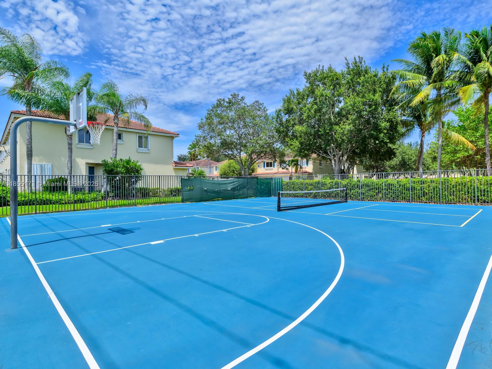 QUANTUM PARK TOWNHOMES - Residential Lease