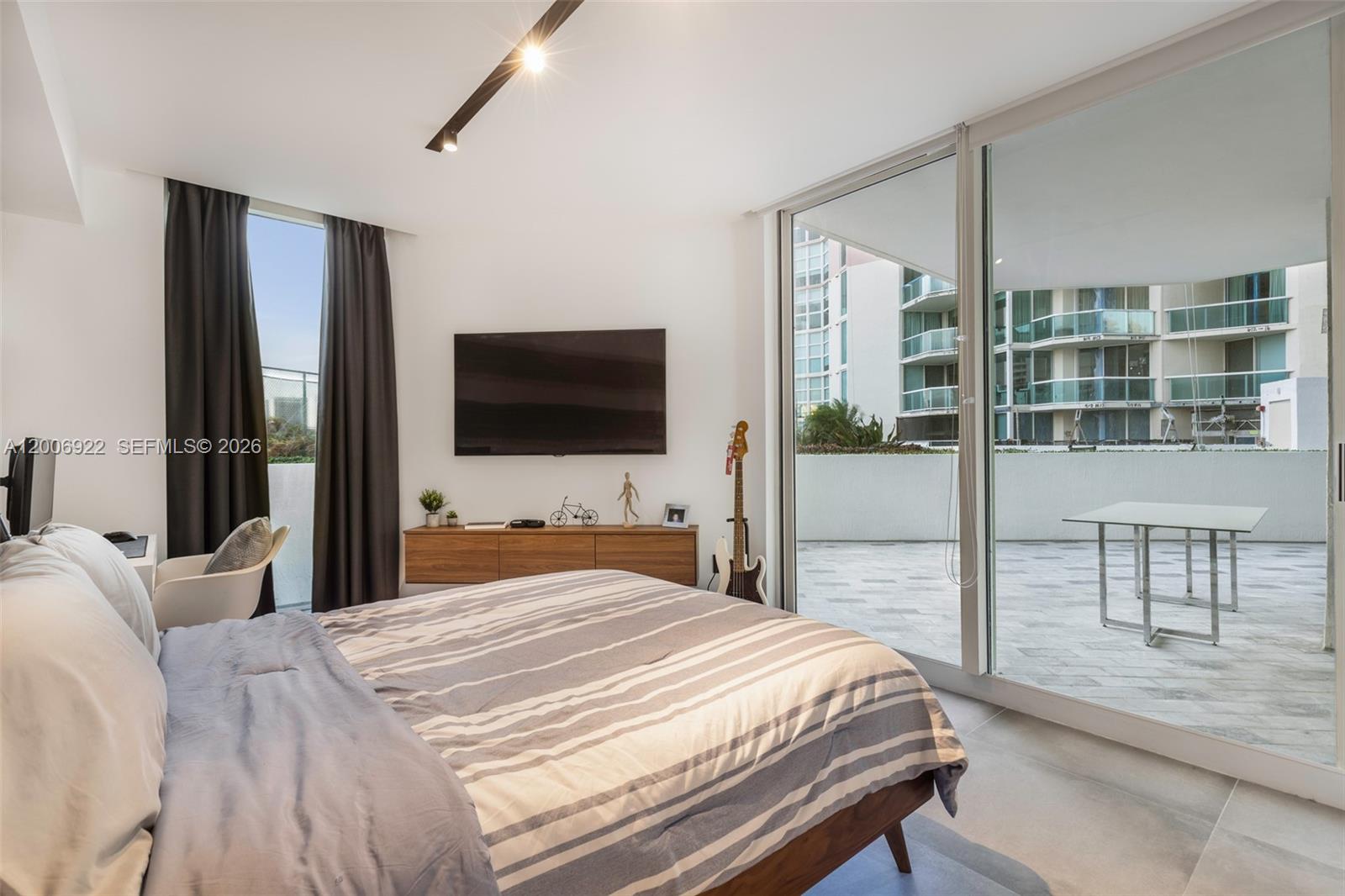 100 HIDDEN BAY CONDO - Residential