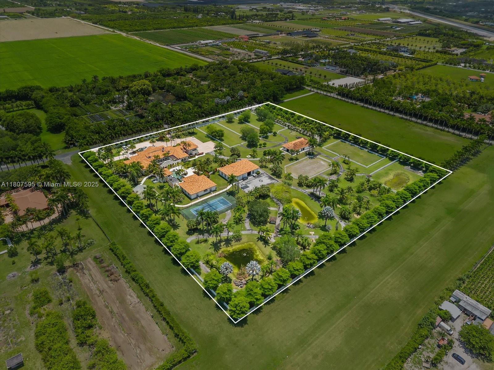 LINDBERG LANDING - Residential