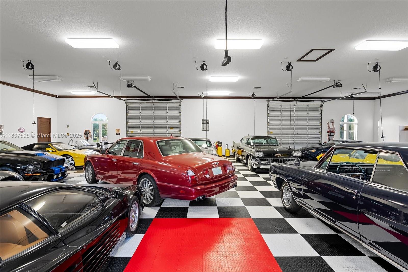 LINDBERG LANDING - Residential