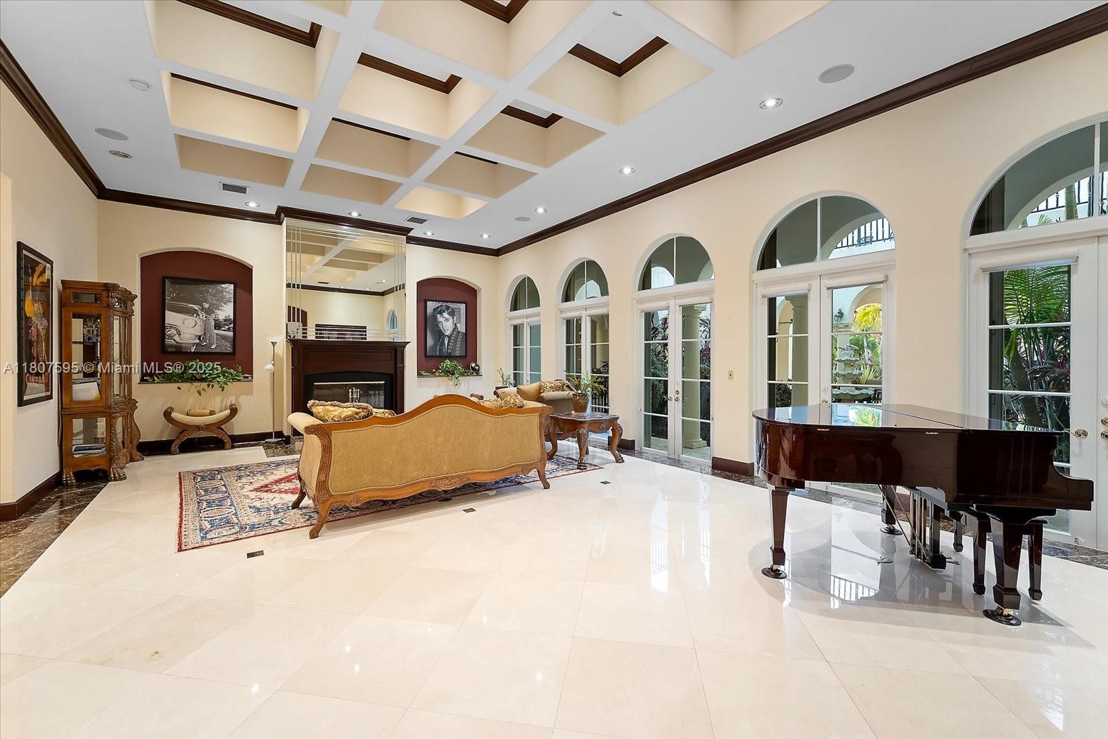 LINDBERG LANDING - Residential