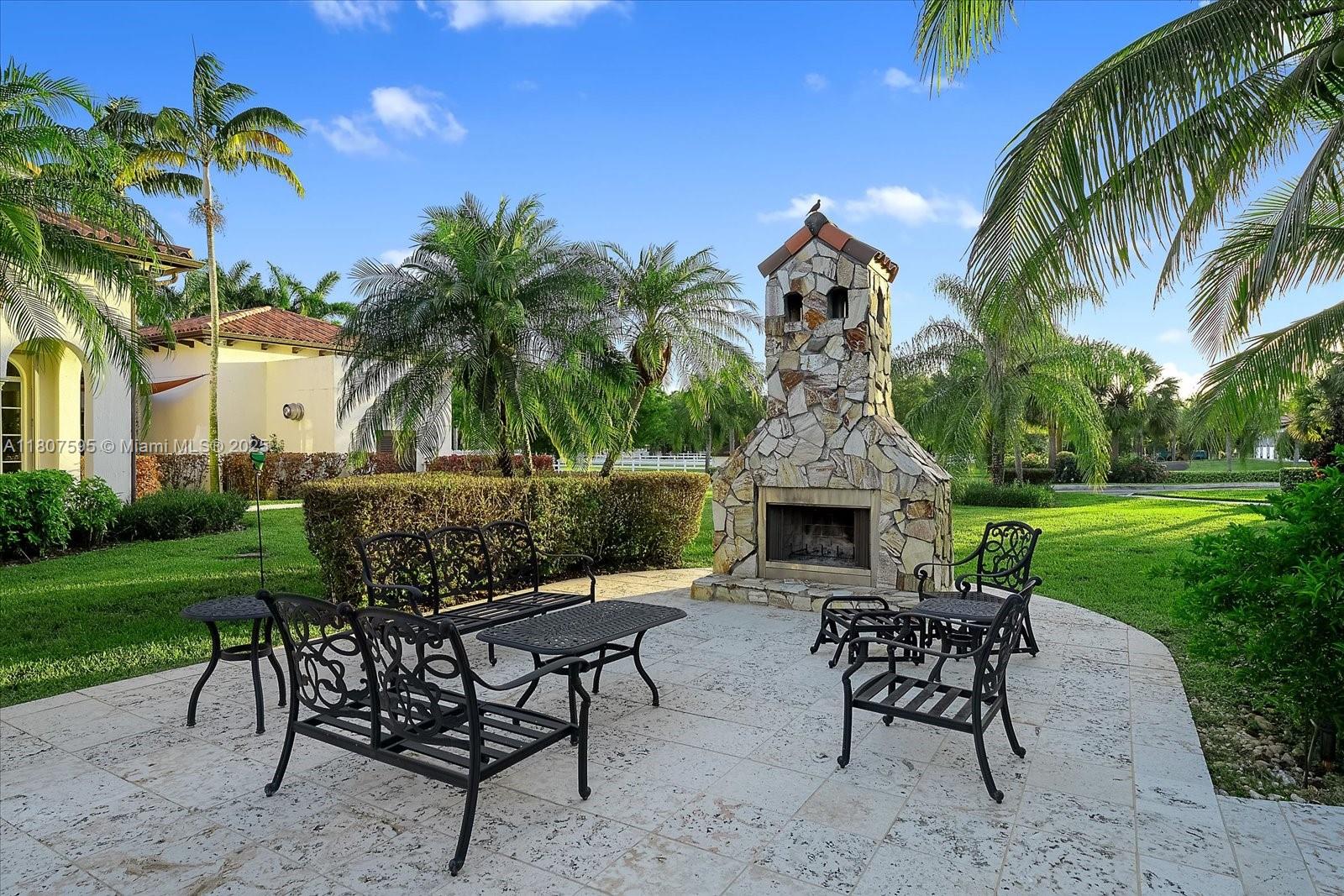 LINDBERG LANDING - Residential