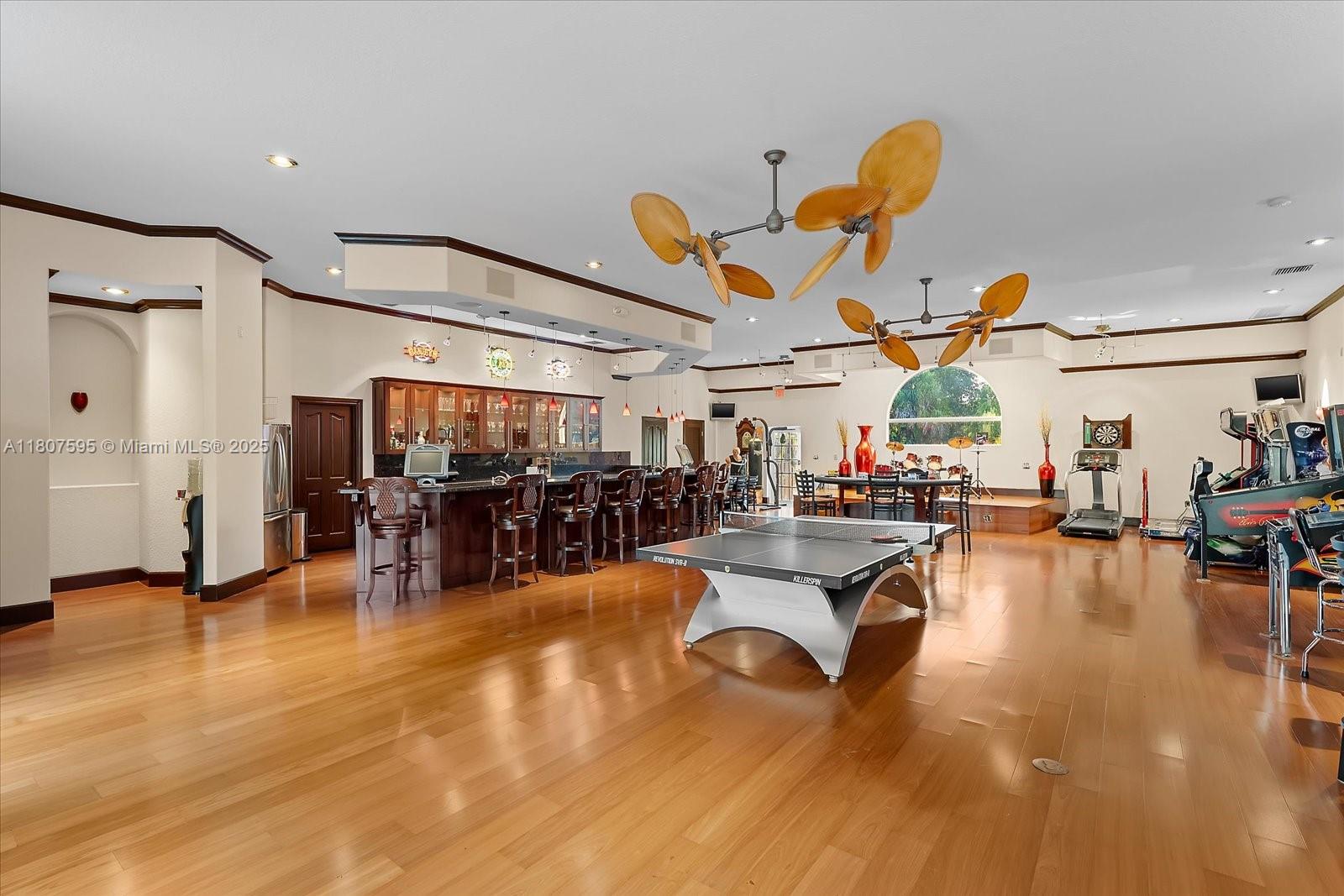 LINDBERG LANDING - Residential