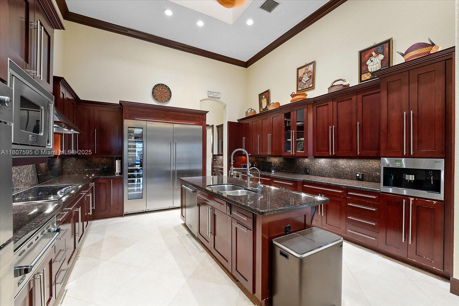 LINDBERG LANDING - Residential