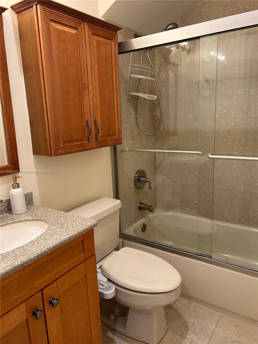 CORAL ESTATES - Residential Lease