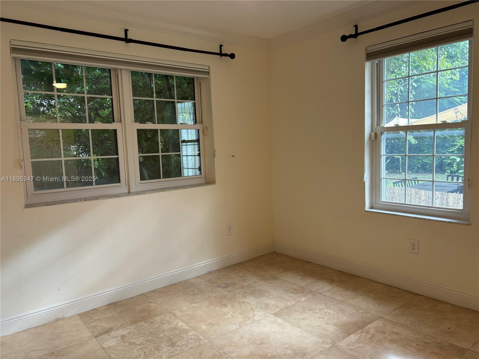 CORAL ESTATES - Residential Lease