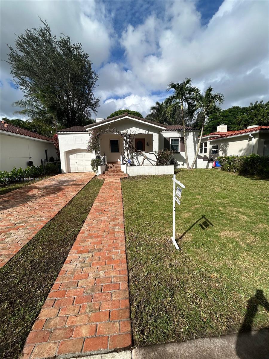 CORAL ESTATES - Residential Lease