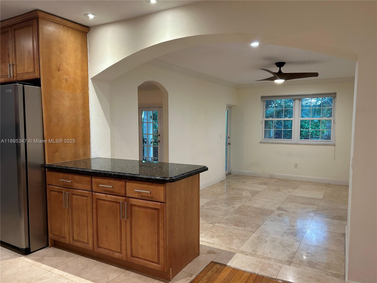 CORAL ESTATES - Residential Lease