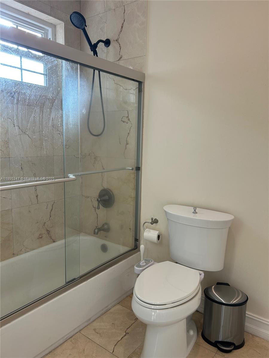 CORAL ESTATES - Residential Lease