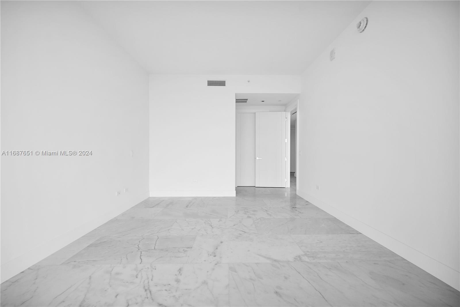 NORTH BISCAYNE BEACH AMEN - Residential